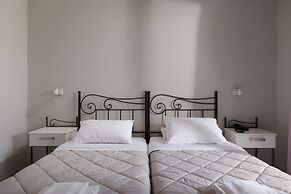 Louvre Hotel