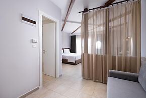 Alexandros Palace