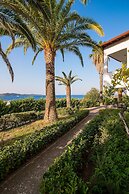 Alexandros Palace