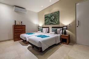 AQ-VA Hotel & Villas Seminyak