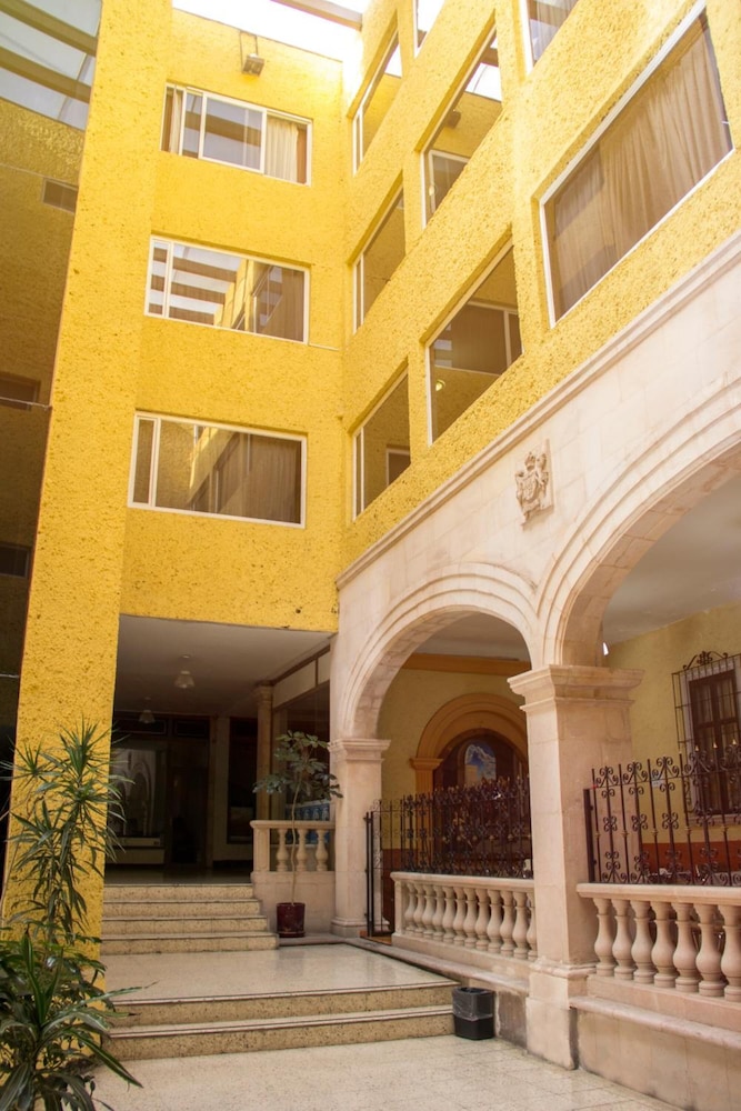 Hotel María Benita