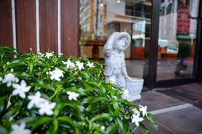Marsi Hotel