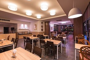 Marsi Hotel