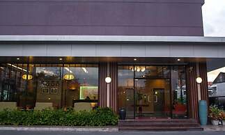 Marsi Hotel