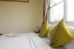 79 Living Hotel