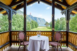 Dalen Hotel