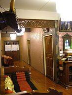 Siri House