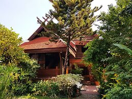 Siri House
