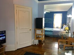 Comfy Guest House