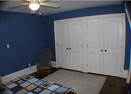 Comfy Guest House