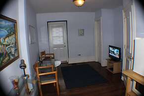 Comfy Guest House