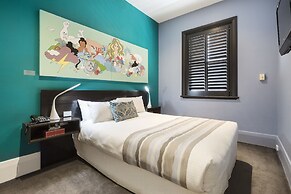 Tolarno Hotel