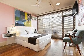 Tolarno Hotel