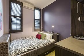 Tolarno Hotel