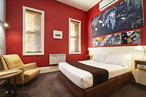 Tolarno Hotel