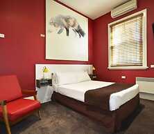 Tolarno Hotel
