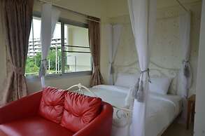 Pearl@HuaHin