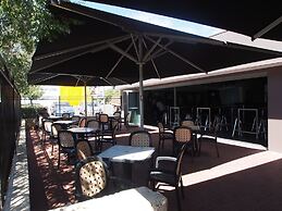 Dongara Hotel Motel