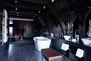 Canal House