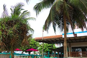 Topaz Beach Hotel