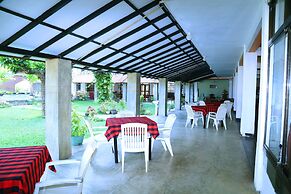 Topaz Beach Hotel