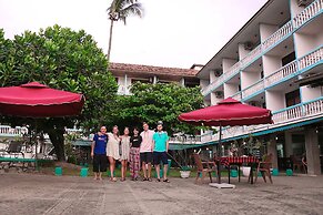Topaz Beach Hotel