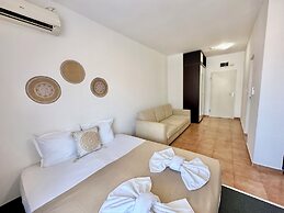 Menada Ravda Apartments