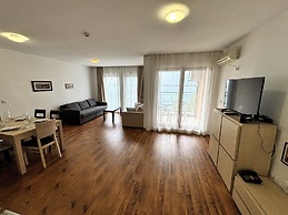 Menada Ravda Apartments