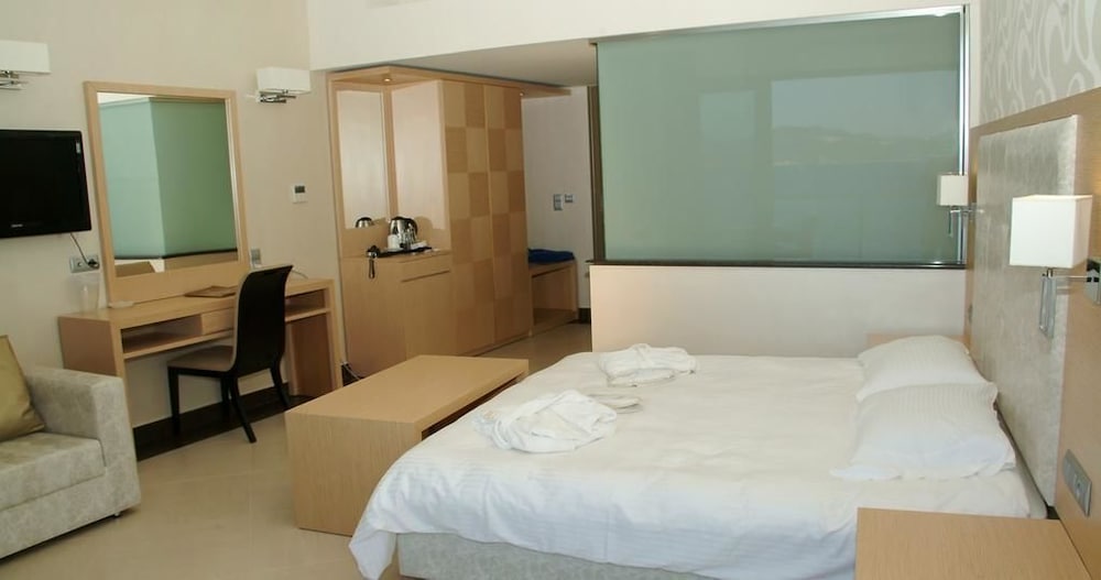 Ionian Emerald Resort