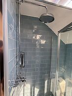 Abbey Court Hostel