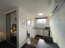 Frankston Motel