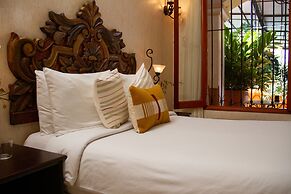 Los Pilares Hotel