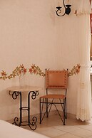 Los Pilares Hotel