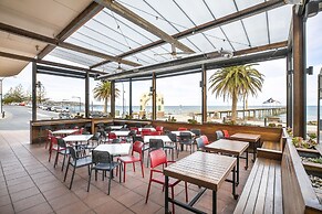 Esplanade Hotel