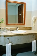 The Suites at Mount Malarayat