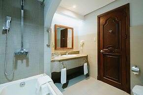 The Suites at Mount Malarayat