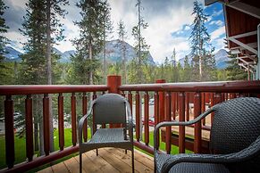 Paradise Lodge & Bungalows