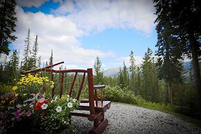 Paradise Lodge & Bungalows