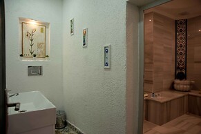 Big Orange Hotel Old City