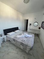 Stella Nomikou Apartments