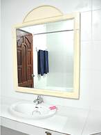 Highfive Guest House