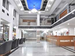 Highfive Hotel