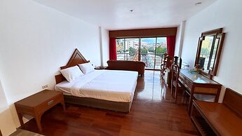 Highfive Hotel
