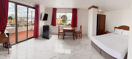 Highfive Hotel