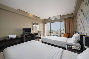 Welcome Plaza Hotel