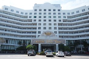 Welcome Plaza Hotel