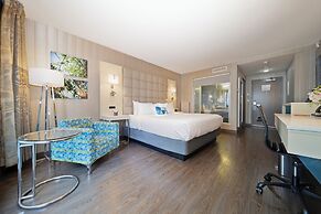 Hotel Blu Vancouver