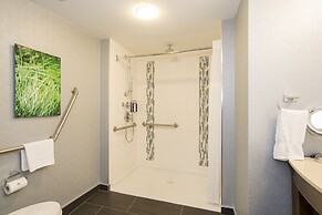Hotel Blu Vancouver