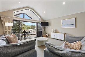 Sea Foam Villas