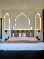 Hotel Atulyaa Taj